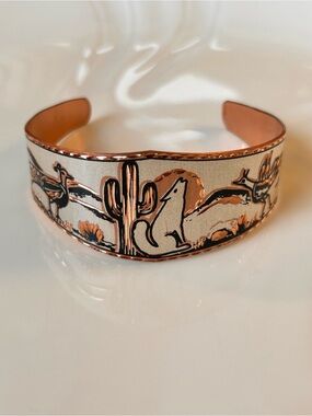Southwestern-style mixed-metal copper & silver cuff bracelet, Howling Wolf